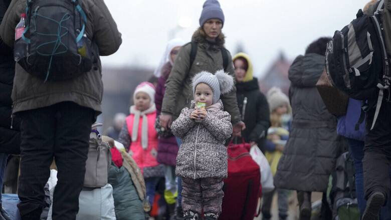 Ουκρανία : Πώς αντιμετωπίζουν τα παιδιά που ξεριζώνονται τη βία και τη φρίκη του πολέμου